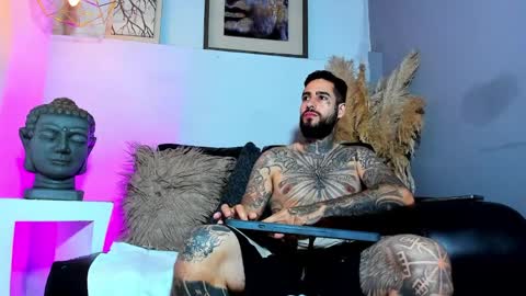 Snapshot of vincentsartori chatting on 6, 4, 2026 Vincent Sartori online show from 6, 4, 2026