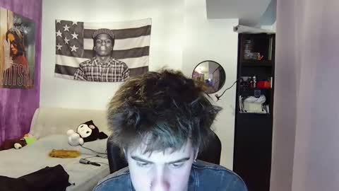 Snapshot of vinnie_06 chatting on 18, 9, 2025 vinnie online show from 18, 9, 2025