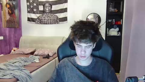 Snapshot of vinnie_06 chatting on 19, 9, 2025 vinnie online show from 19, 9, 2025