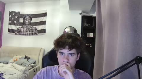 Snapshot of vinnie_06 chatting on 23, 10, 2025 vinnie online show from 23, 10, 2025