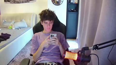 Snapshot of vinnie_06 chatting on 28, 11, 2025 vinnie online show from 28, 11, 2025