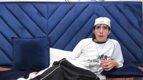 vinniematte online show from 7, 3, 2025