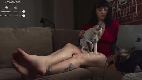 Diva Silvia online show from 12, 2, 2025