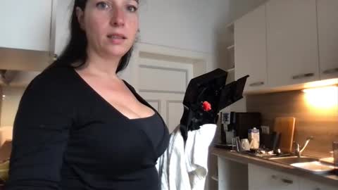 Snapshot of viola_beck chatting on 15, 9, 2025 Vio online show from 15, 9, 2025