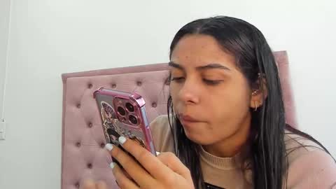 Violet and Myers online show from 15, 9, 2025