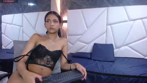Violet online show from 6, 7, 2026