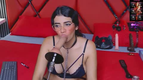 Violet online show from 12, 3, 2026