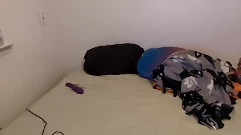 Violet Kitty online show from 27, 6, 2026