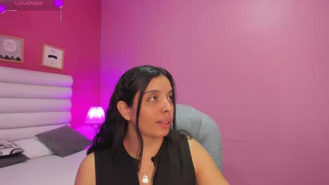violet_sinclair online show from 30, 4, 2026