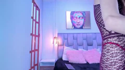 violet_storm_ online show from 11, 1, 2026