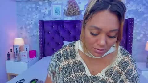 violeta_medina online show from 18, 4, 2026