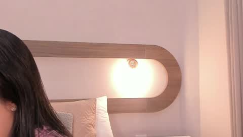 Violeta Sum online show from 30, 5, 2026
