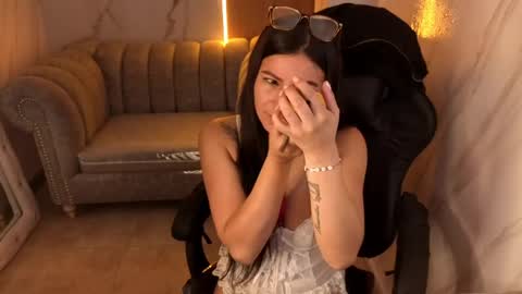 Snapshot of violeta_tf chatting on 1, 3, 2026 violeta_tf online show from 1, 3, 2026