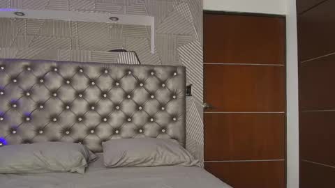 violeta  online show from 3, 3, 2026