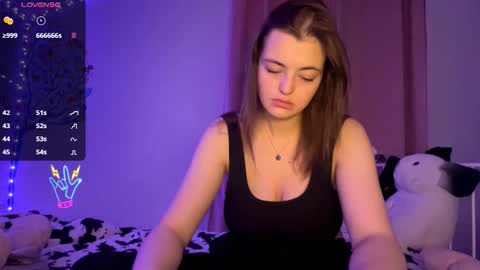 Snapshot of violetamelia chatting on 26, 3, 2026 Eva online show from 26, 3, 2026