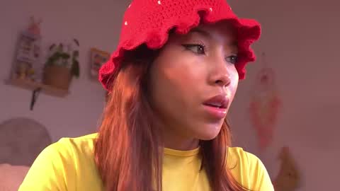 violeth___ online show from 28, 9, 2025