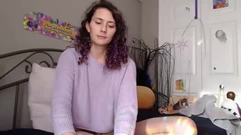 Violet Hooper online show from 9, 1, 2025
