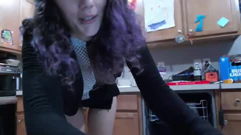 Violet Hooper online show from 10, 1, 2025