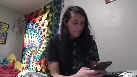 Violet Hooper online show from 14, 5, 2026