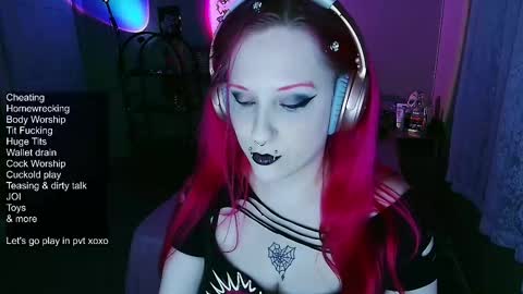 Violet October online show from 26, 9, 2025
