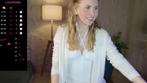 Violet  next stream December 6 online show from 9, 3, 2025