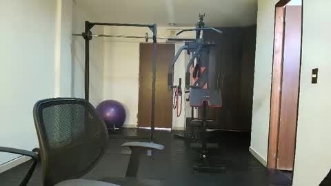 Snapshot of violetroussee chatting on 21, 9, 2025 violetroussee online show from 21, 9, 2025