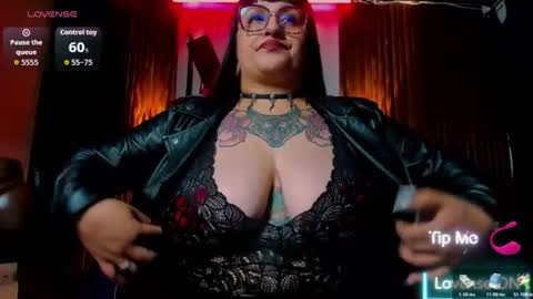 Snapshot of violett_8 chatting on 15, 7, 2026 violett_8 online show from 15, 7, 2026