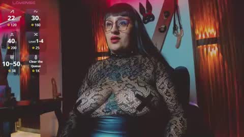 Snapshot of violett_8 chatting on 17, 7, 2026 violett_8 online show from 17, 7, 2026