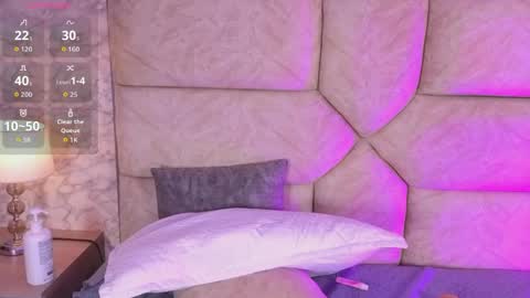 Snapshot of violett_fowlerxx chatting on 16, 5, 2026 violett online show from 16, 5, 2026