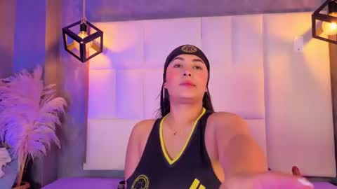 Snapshot of violetta_rose_ chatting on 18, 6, 2026 violetta online show from 18, 6, 2026