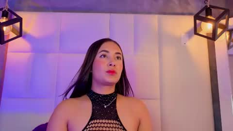 Snapshot of violetta_rose_ chatting on 19, 6, 2026 violetta online show from 19, 6, 2026