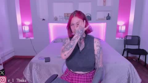 Snapshot of violettabaker1 chatting on 7, 2, 2025 ViolettaBaker online show from 7, 2, 2025