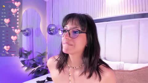 Snapshot of violettacolinss chatting on 13, 2, 2026 violettacolinss online show from 13, 2, 2026