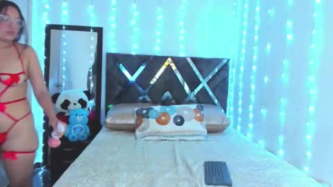 Violette Stone online show from 15, 2, 2026