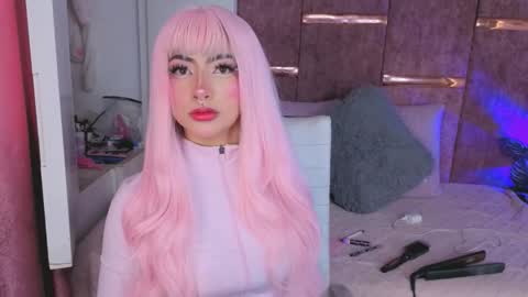 viollettebylyly online show from 15, 12, 2025