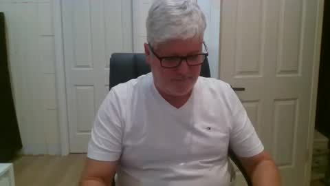 Snapshot of viper654321 chatting on 6, 6, 2026 viper654321 online show from 6, 6, 2026