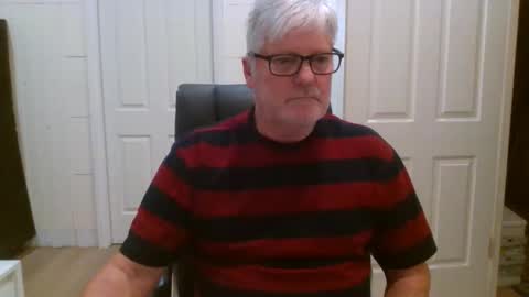 Snapshot of viper654321 chatting on 7, 6, 2026 viper654321 online show from 7, 6, 2026