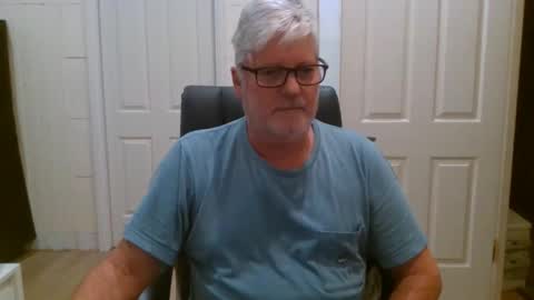 Snapshot of viper654321 chatting on 11, 6, 2026 viper654321 online show from 11, 6, 2026