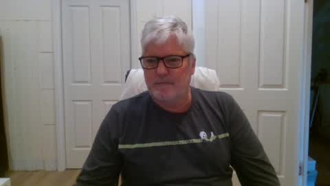 Snapshot of viper654321 chatting on 2, 8, 2026 viper654321 online show from 2, 8, 2026