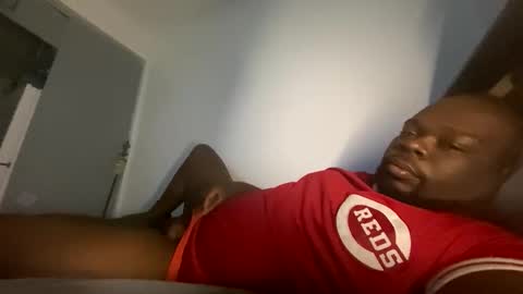 Elle Hood online show from 26, 10, 2025