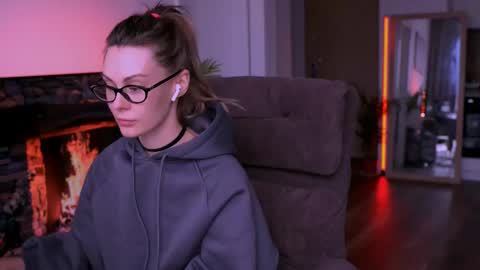 virtual_muse_bc online show from 19, 10, 2025