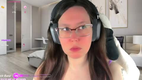 Victoria Romans online show from 25, 5, 2026