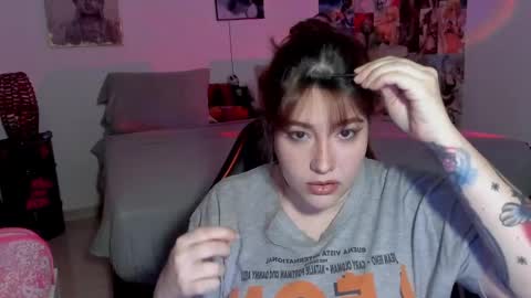 Snapshot of vitaxviper chatting on 5, 2, 2025 Vit a Viper online show from 5, 2, 2025