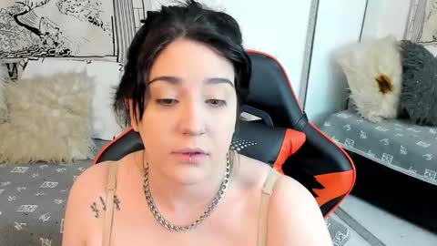 Snapshot of vitaxviper chatting on 7, 10, 2025 Vit a Viper online show from 7, 10, 2025