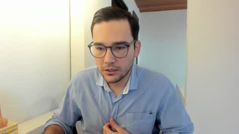 Vito Ferrer online show from 9, 11, 2025