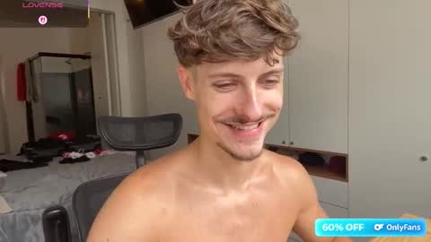 Snapshot of vitoraugustoxxx chatting on 5, 2, 2026 vitoraugustoxxx online show from 5, 2, 2026