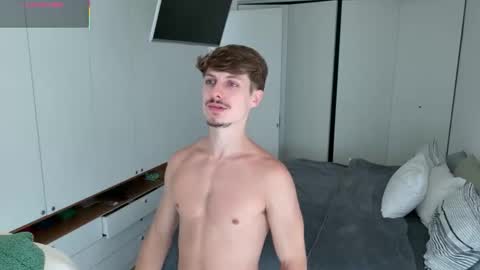 vitoraugustoxxx online show from 28, 5, 2026