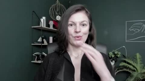 Vivian online show from 27, 3, 2026