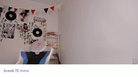 Snapshot of vivian_qwerty chatting on 22, 1, 2025 vivian_qwerty online show from 22, 1, 2025