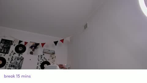 Snapshot of vivian_qwerty chatting on 6, 2, 2025 vivian_qwerty online show from 6, 2, 2025